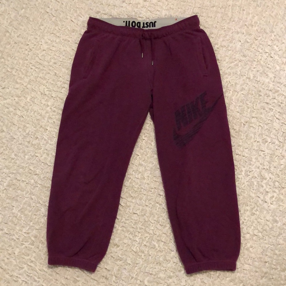 Purple Nike Cropped Joggers size M